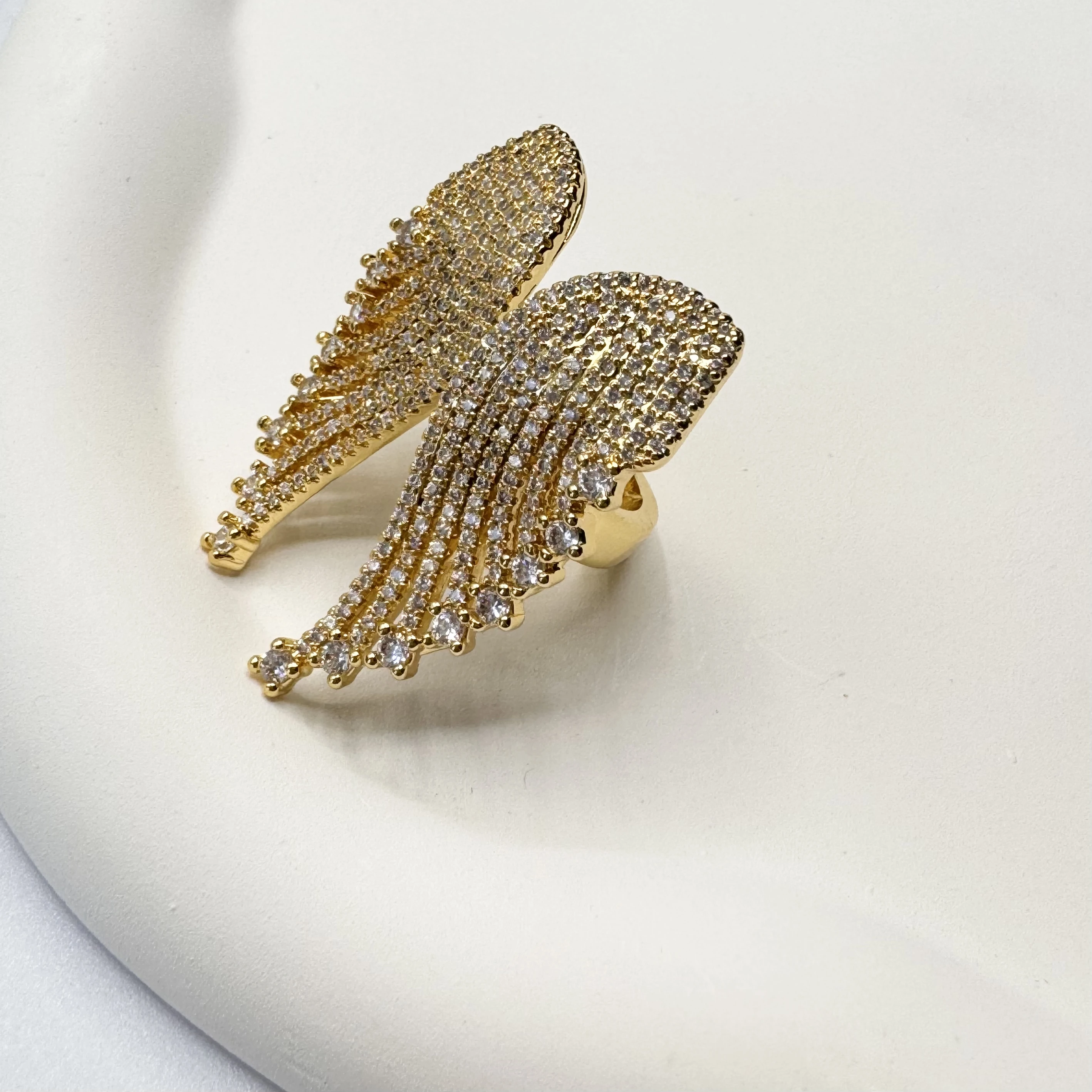 New Design Fashion Wings Shaped Crystal Rhinestone Ring Adjustable Iron Gold Plated Lady Women Female Jewelry Party Gift