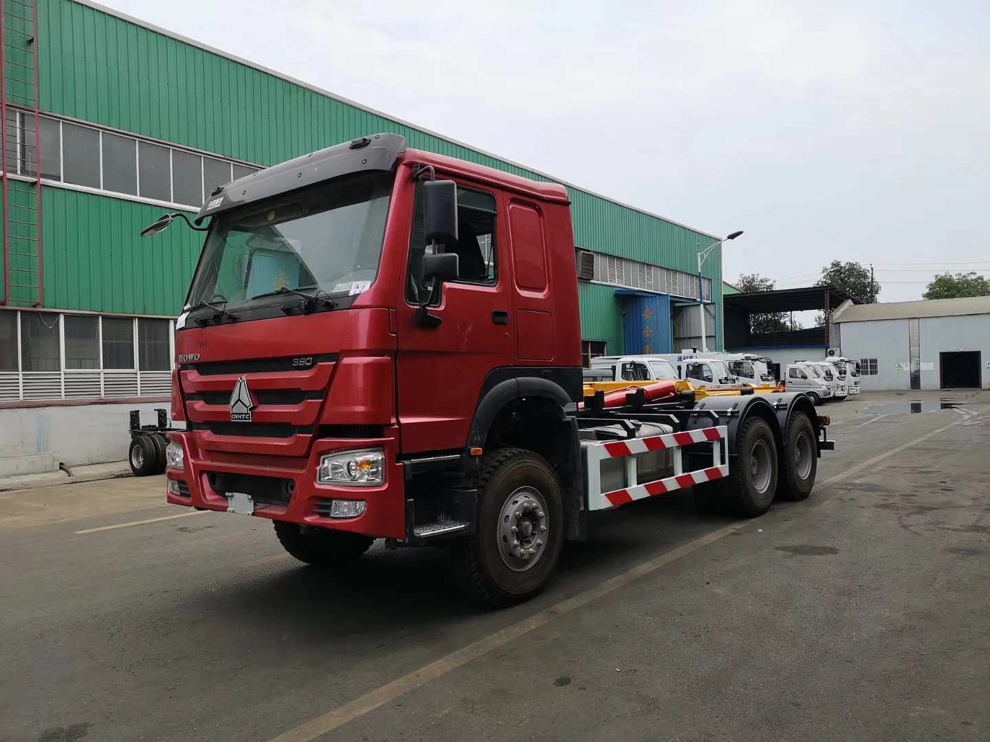 Китайский известный бренд SINOTRUK HOWO крюк подъемный мусоровоз с Заводской ценой продажа в