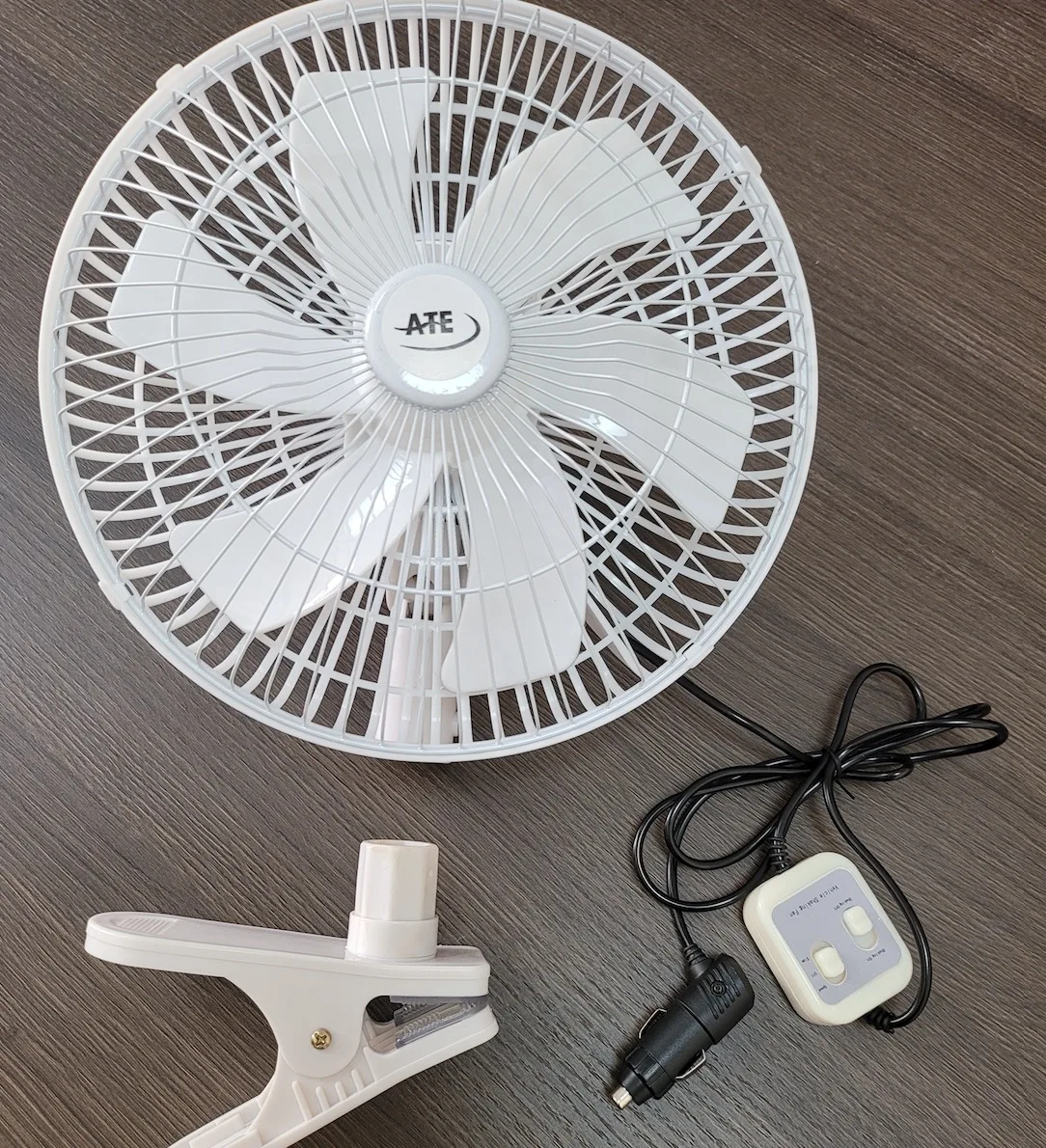 10.5 inch 11inch  two motors 360 Degree oscillating clip-on auto 6 blade car fan