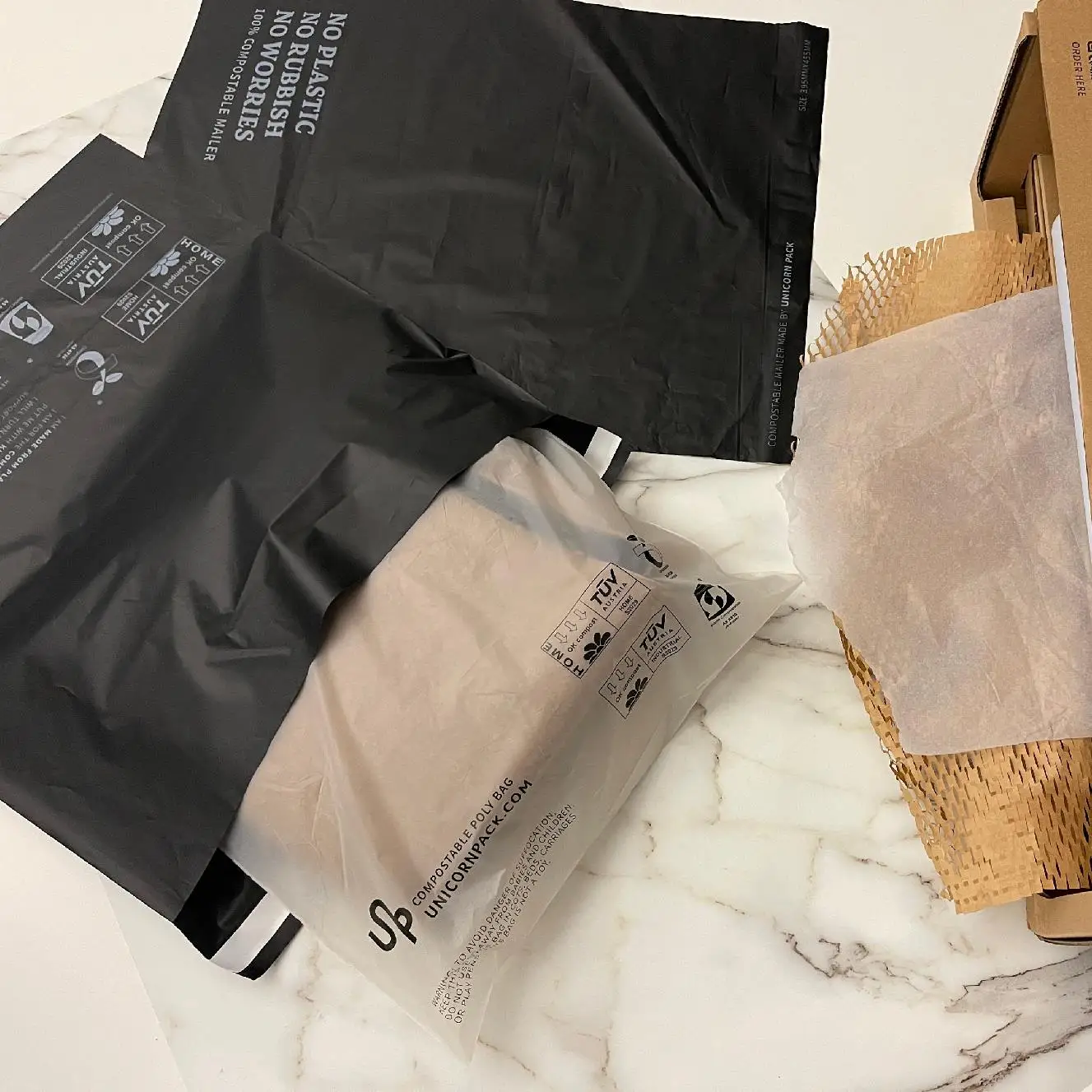 Custom Matte Print Pe Zipper lock Poly Zipper Lock Frosted Plastic Packaging Bag For Clothes