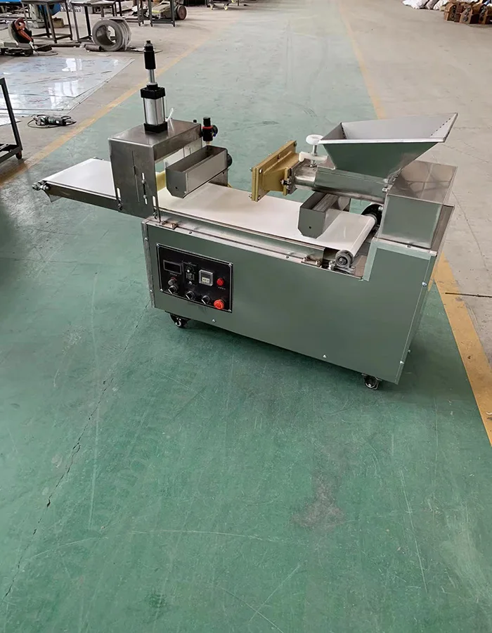 Automatic rice bar making machine sesame bar forming pop rice granola extruder protein bar machine