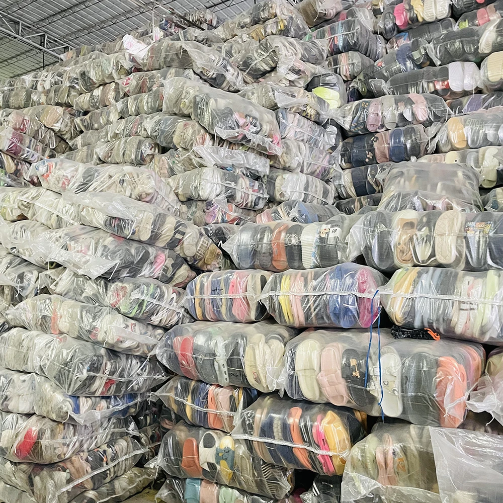 Контейнер оптовая продажа в наличии заводская цена Высококачественная б/у обувь для женщин и мужчин детские смешанные тюки продажи