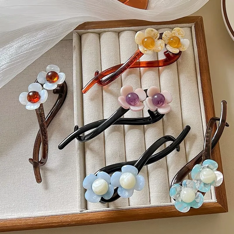 LD Elegant Women Flower Hair Claw Clip Hollow Banana Clip Hair Accessories Korea Plastic Hair Clip For Girls Ponytail Holder