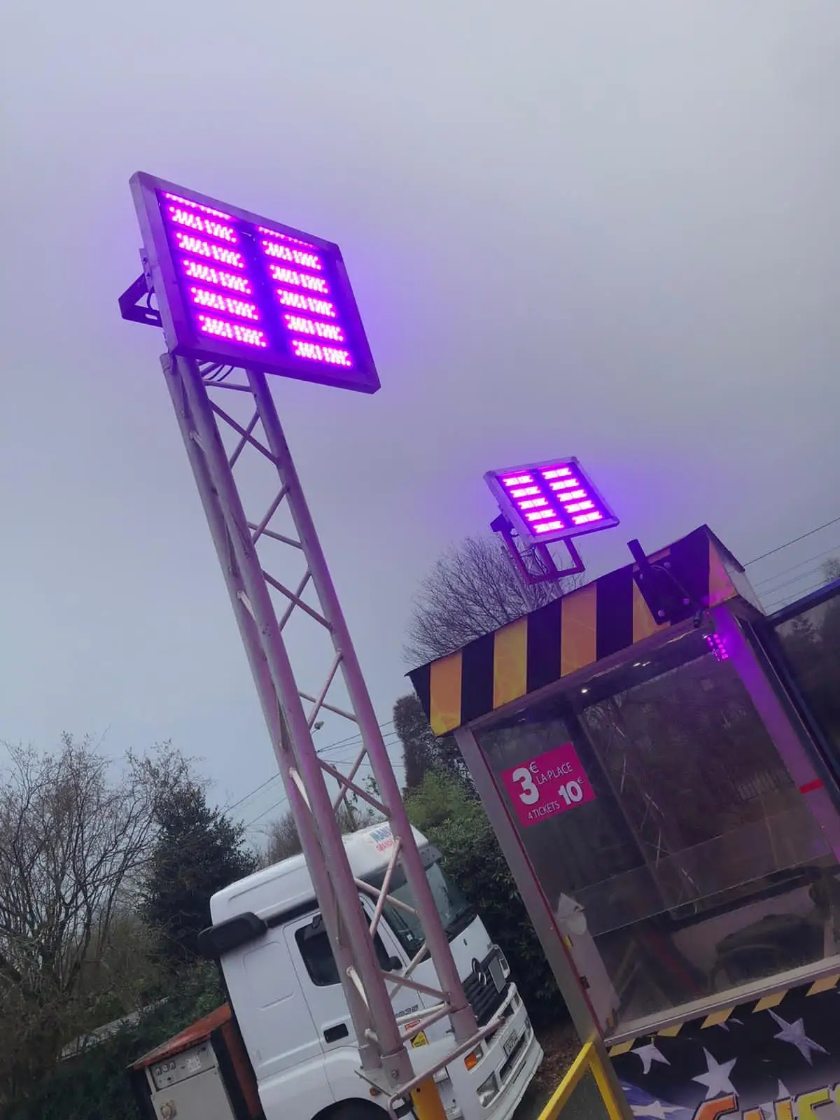 Professional Outdoor Waterproof IP68 Explosion Proof 500 Watt RGB Floodlight Reflector Stadium 500W RGB LED Flood Light