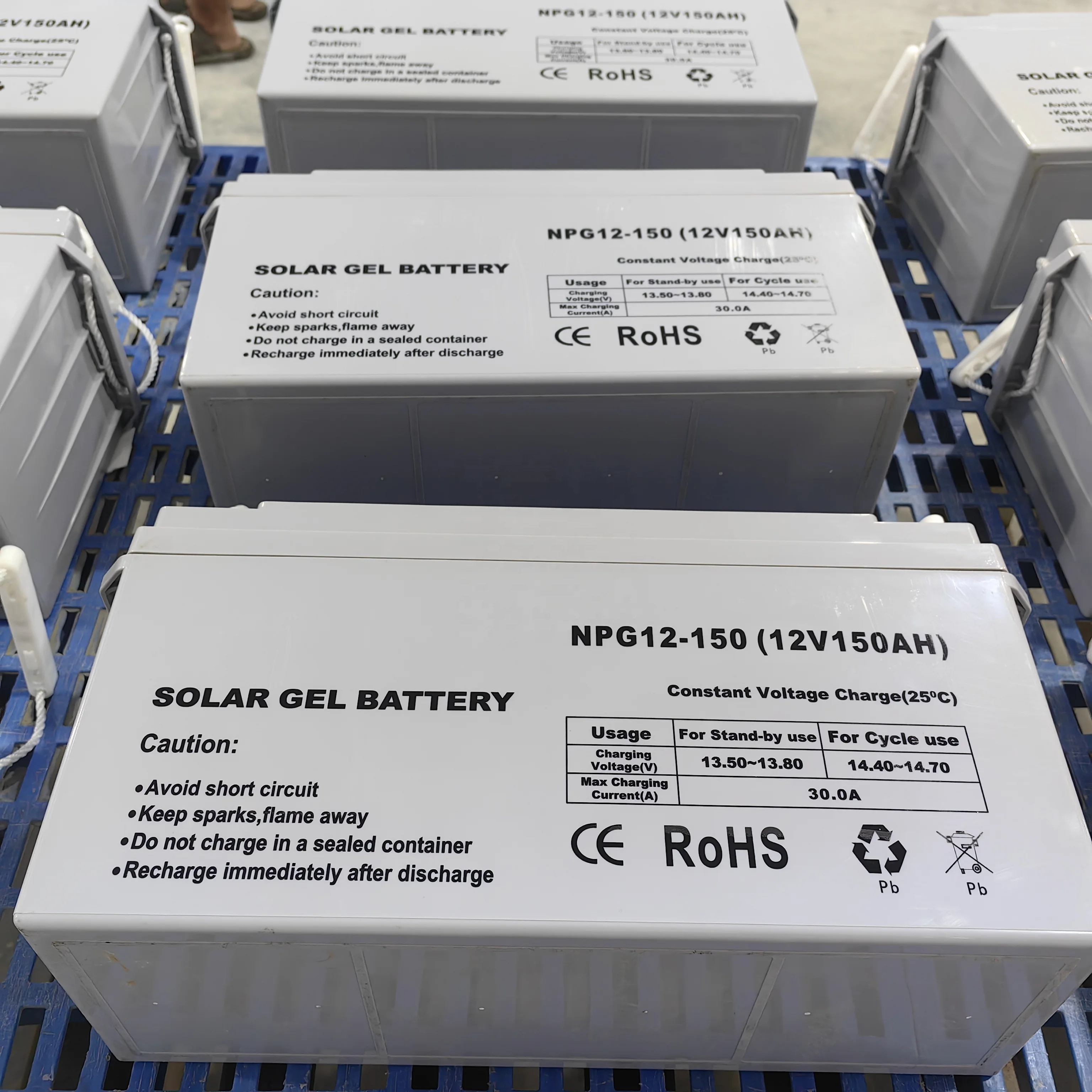 High efficiency solar lead-acid battery gel battery Strong deep circulation ability Solar system for home power