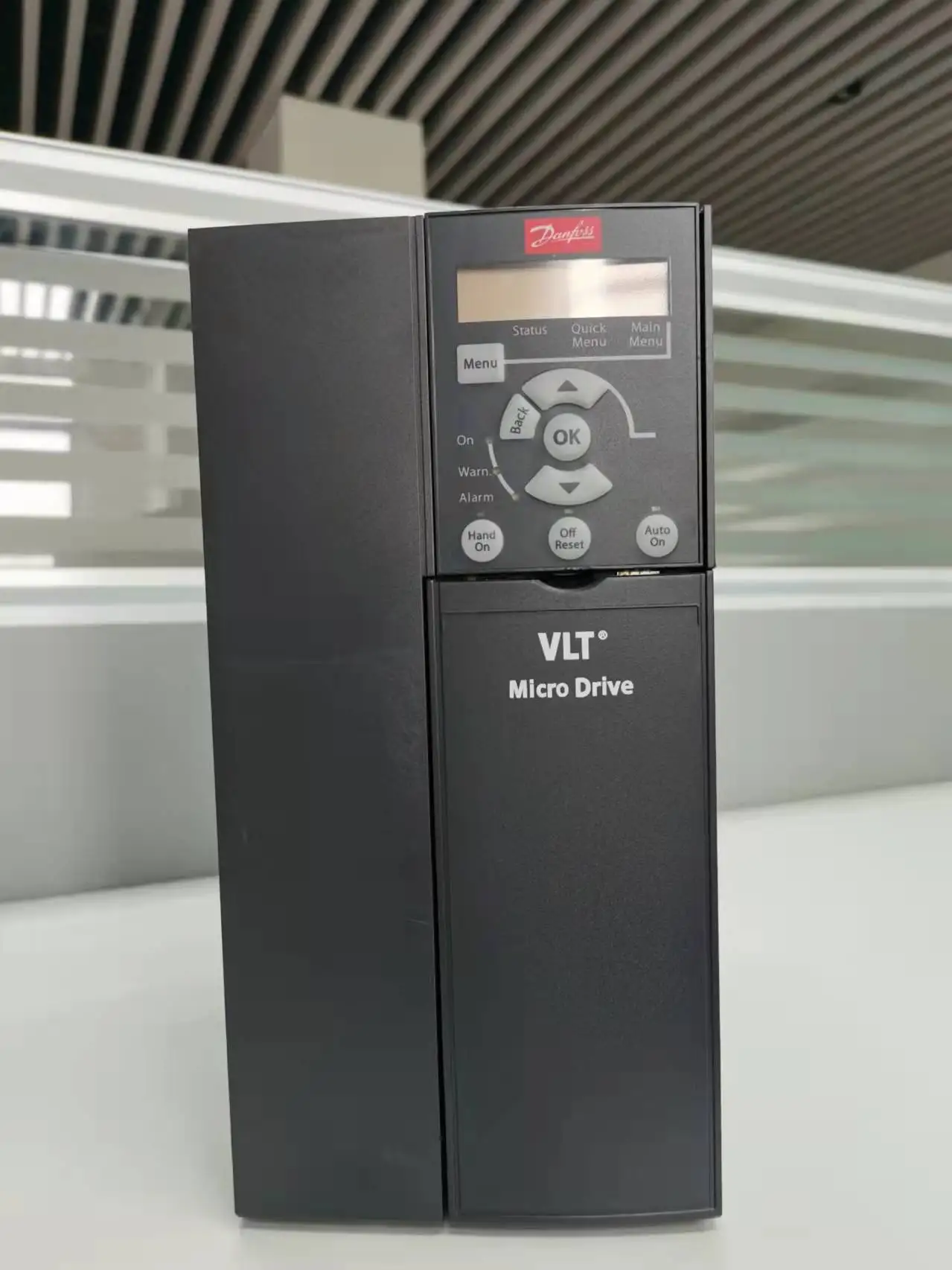 Оригинальный привод Danfoss FC51 FC301 FC302 VFD VLT Частотные инверторы