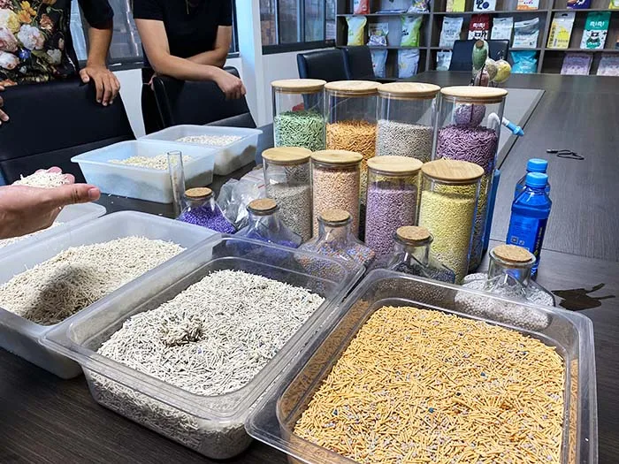 Hot selling factory direct sales biodegradable dust-free agglomeration strong cat litter tofu cat litter