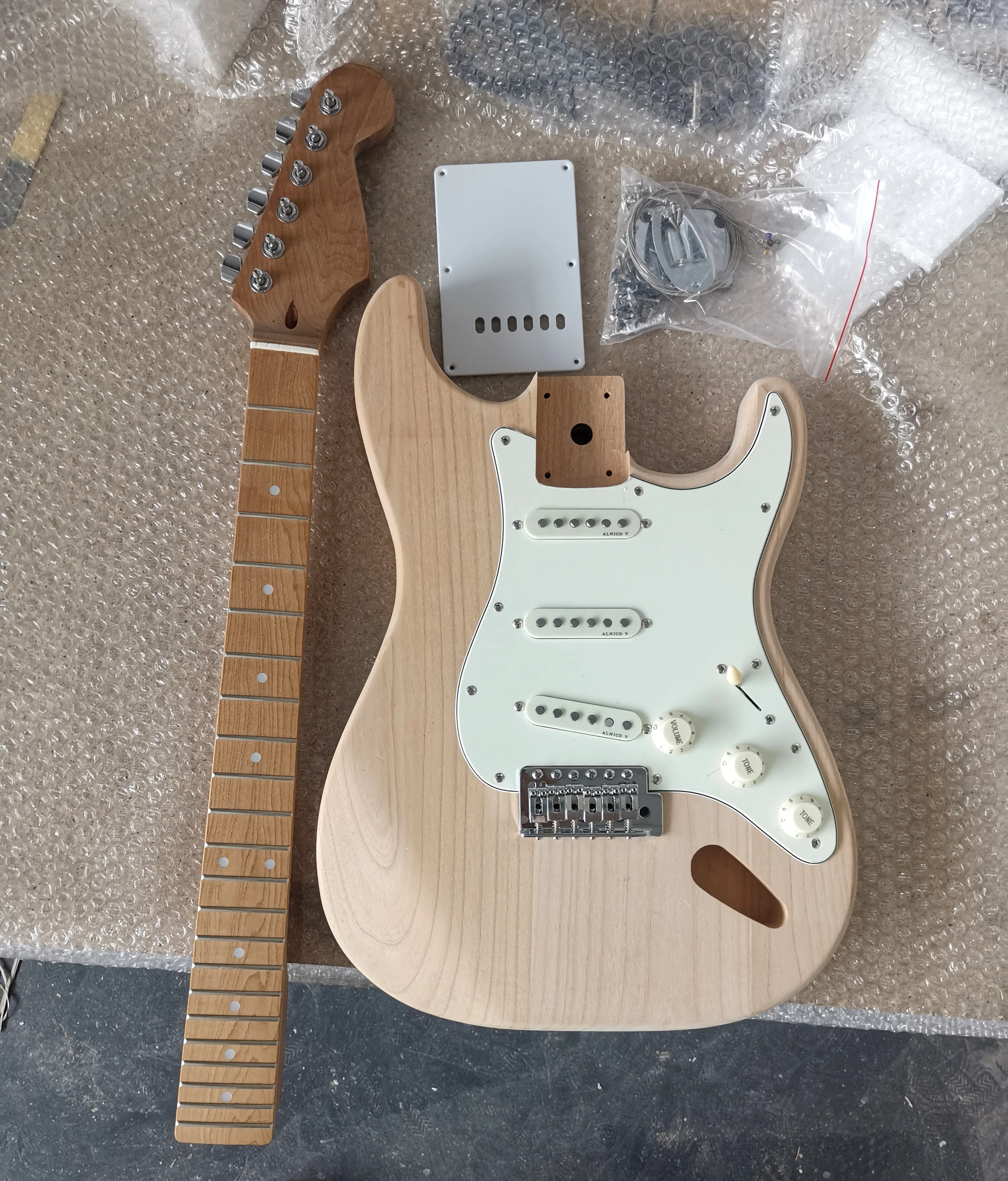 ZLG 6 string ST electric guitar kit alder body roasted maple neck fast shipping factory outlet