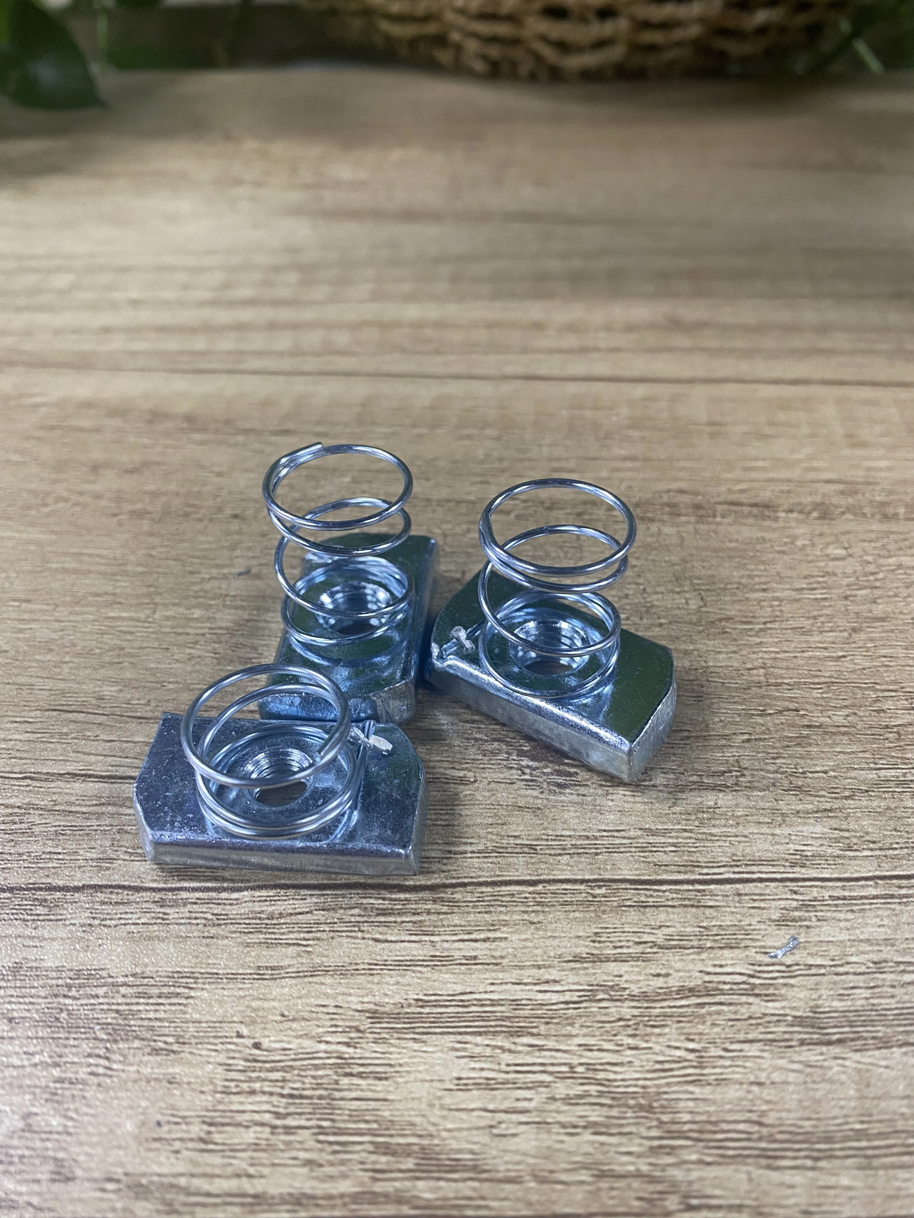 unistrut 3 8 3/8 spring nuts 1 4 1/4 channel nut with spring 5 8 1 2 1/2 long spring channel nut fastenal