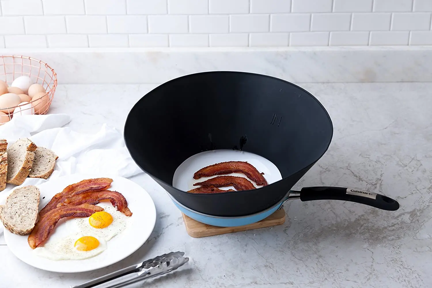 High Quality Wholesale Heat Resisting  Food Grade Splatter Guard Silicone Anti Oil Splash Pot Surround for Pot Cooking