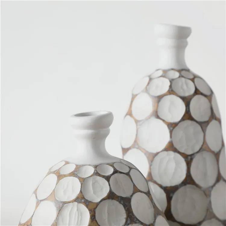 Wholesale resin handmade home decor vase resin crafts nordic vases for home decor