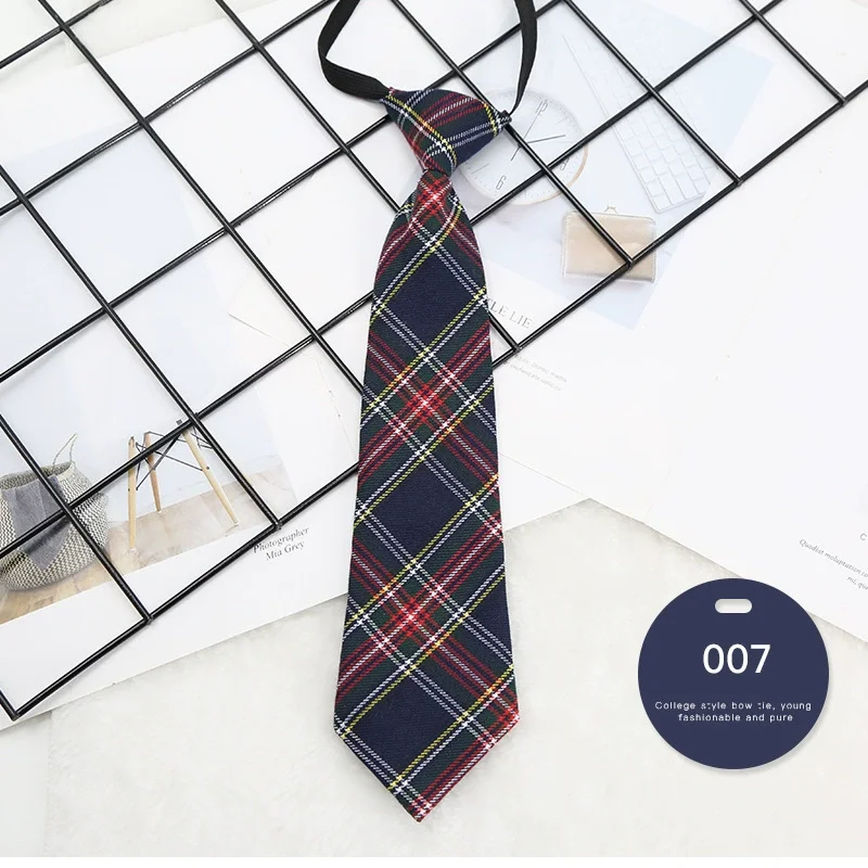 Factory Directly Sale Green Color Stripe Polyester Tie Adjustable Uniform Knot Free Neckties