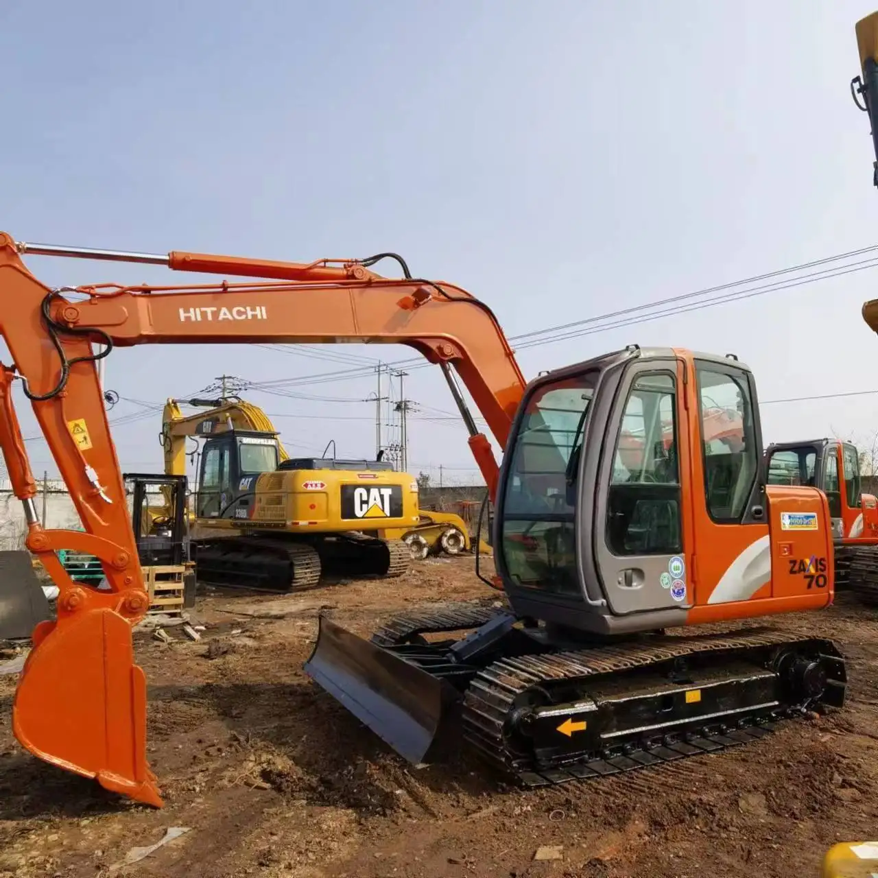 Japan made original Hitachi ZX70 tracked digger,7 ton mini shovel Zaxis 70 crawler excavator in Shanghai