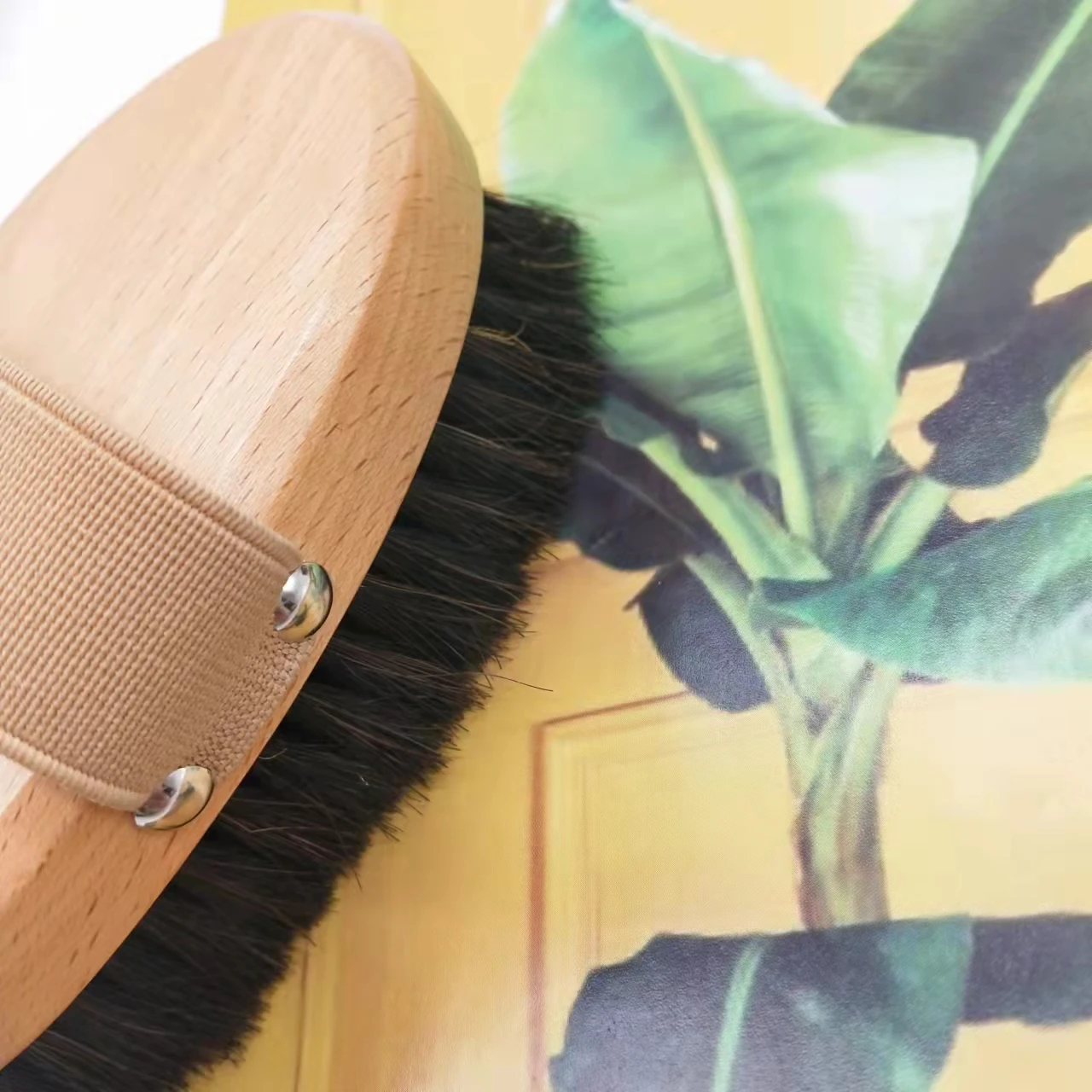 Customized Large Wooden Black Horsehair Copper Wire Dry Body Exfoliating Bath Brush