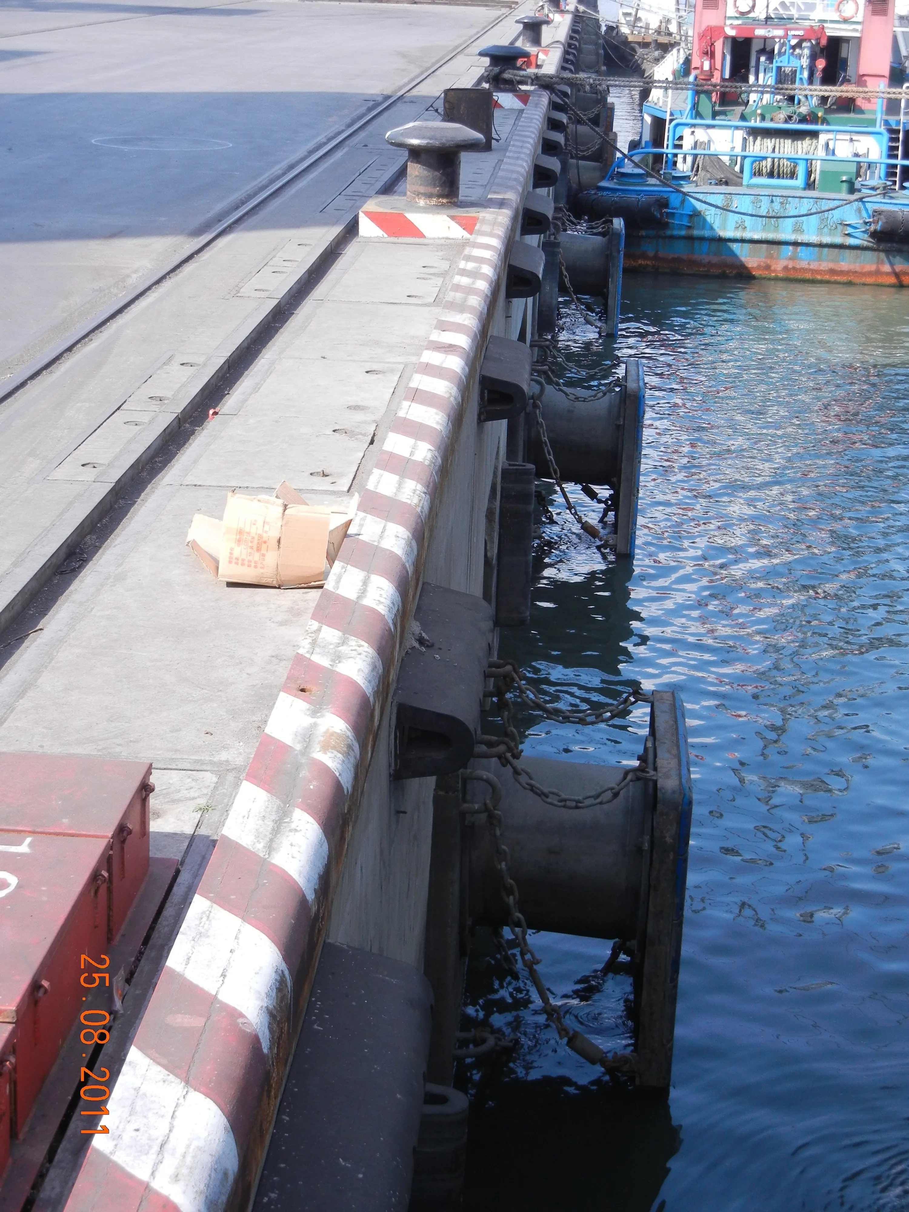 SC800H 800*1050 Boat SC-type Marine Rubber Fender For Dock Steel Structure