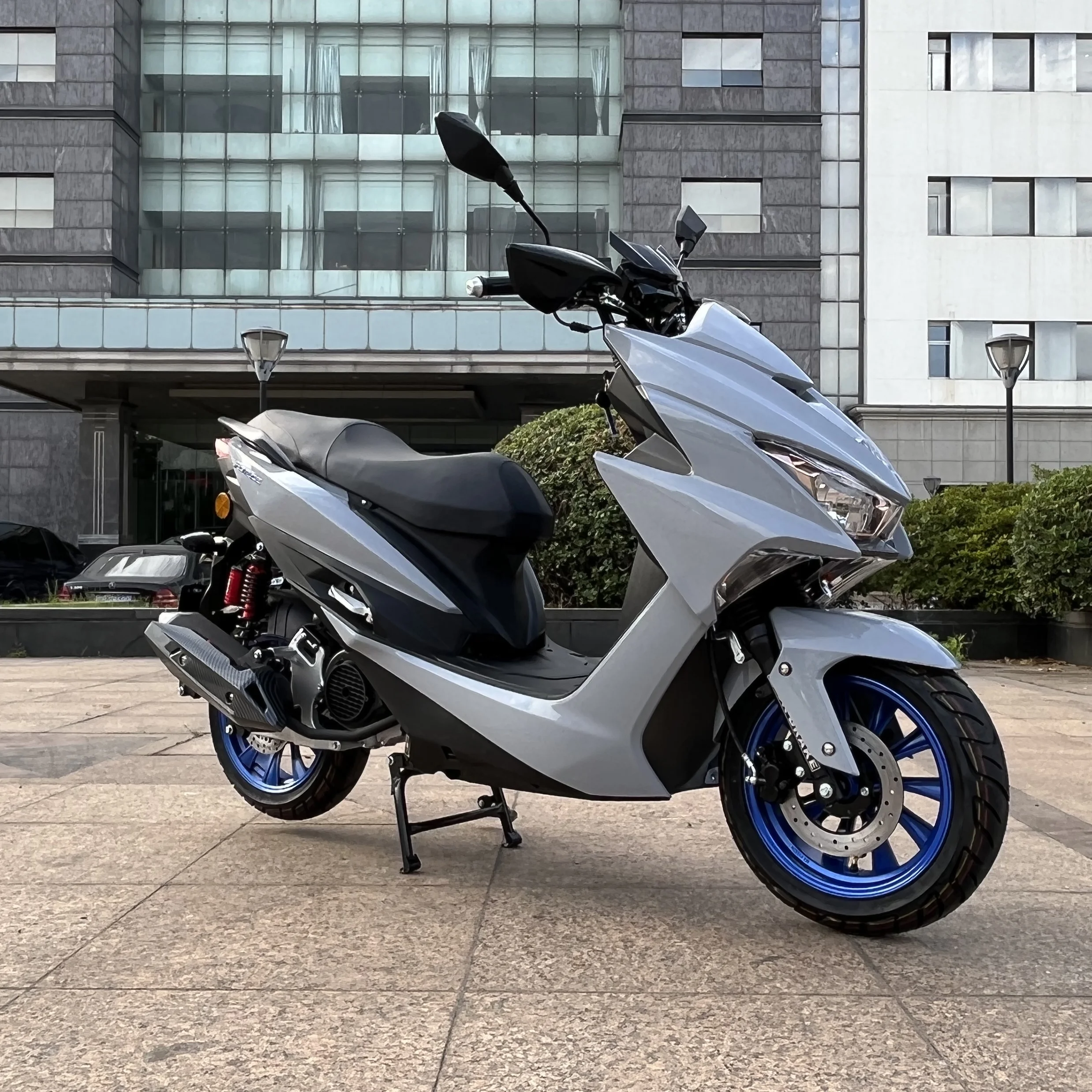 Лидер продаж на заказ низкая цена скутер Force 150 CC бензиновые газовые скутеры