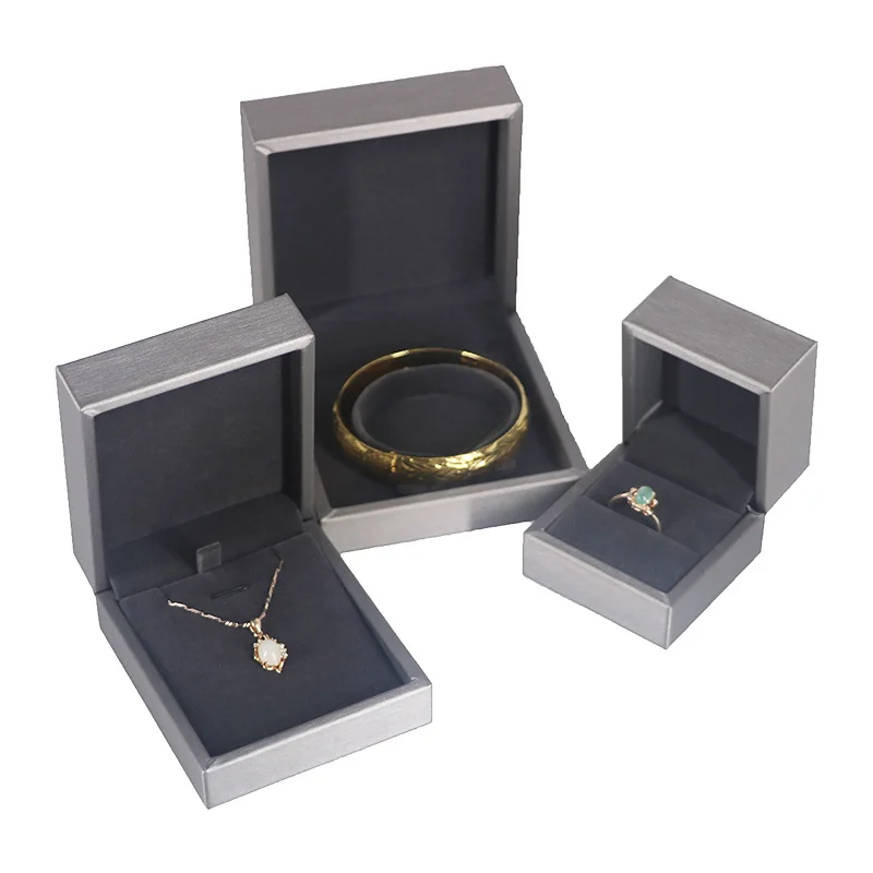 Custom Luxury Silver PU Leather With Logo Elegant Jewelry Set Box