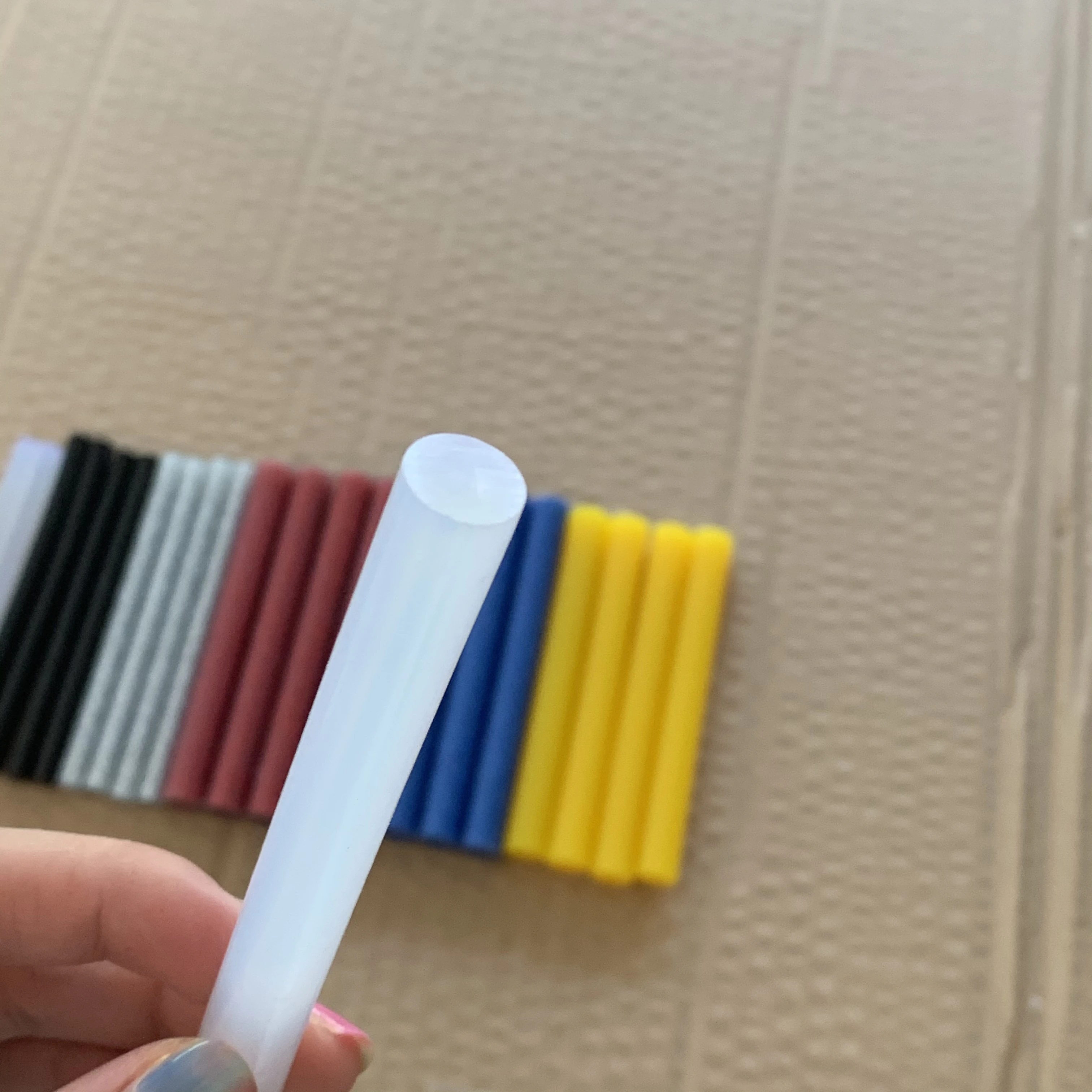 
Glue Sticks 11mm 7mm Silicone Crystal Clear with UL/CE/GS Authorization 