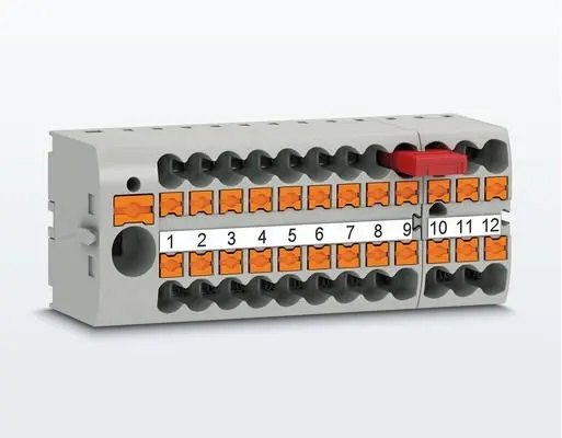 Connection-ready distribution blocks with push-in connection,