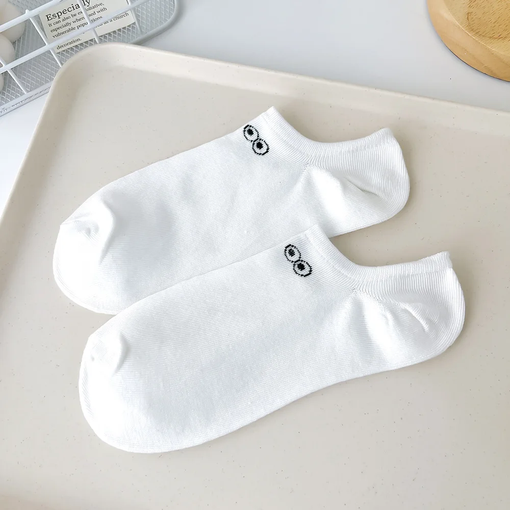 Wholesale White Minimalist Socks Unisex Spring Summer Short Sleeves Socks Funny Sweat Absorbing Thin Sports Low Top Sock