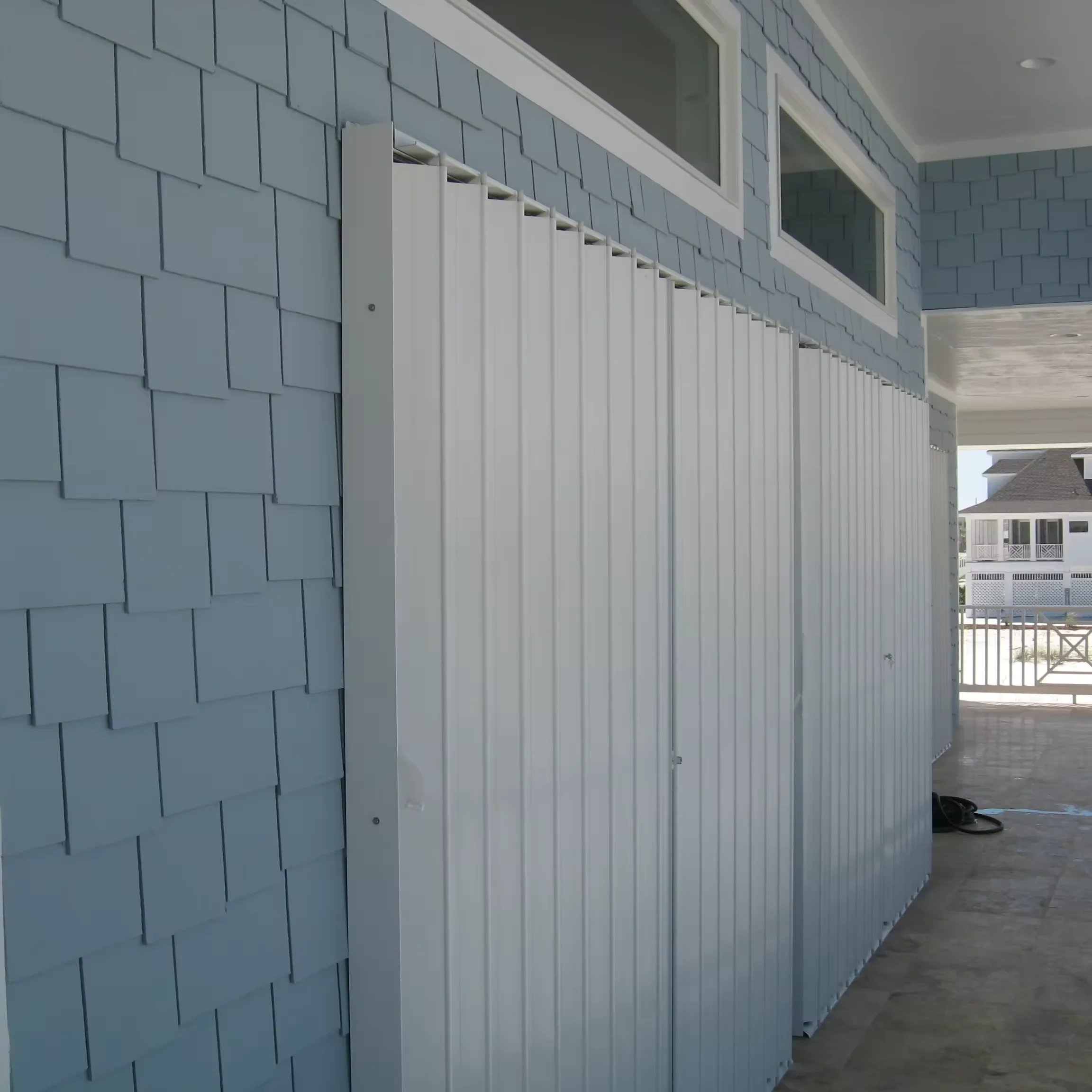 Outside Hurricane Shutters Accordion Folding Door Exterior Windows with Aluminium Accessories Hurricane Impact Blinds