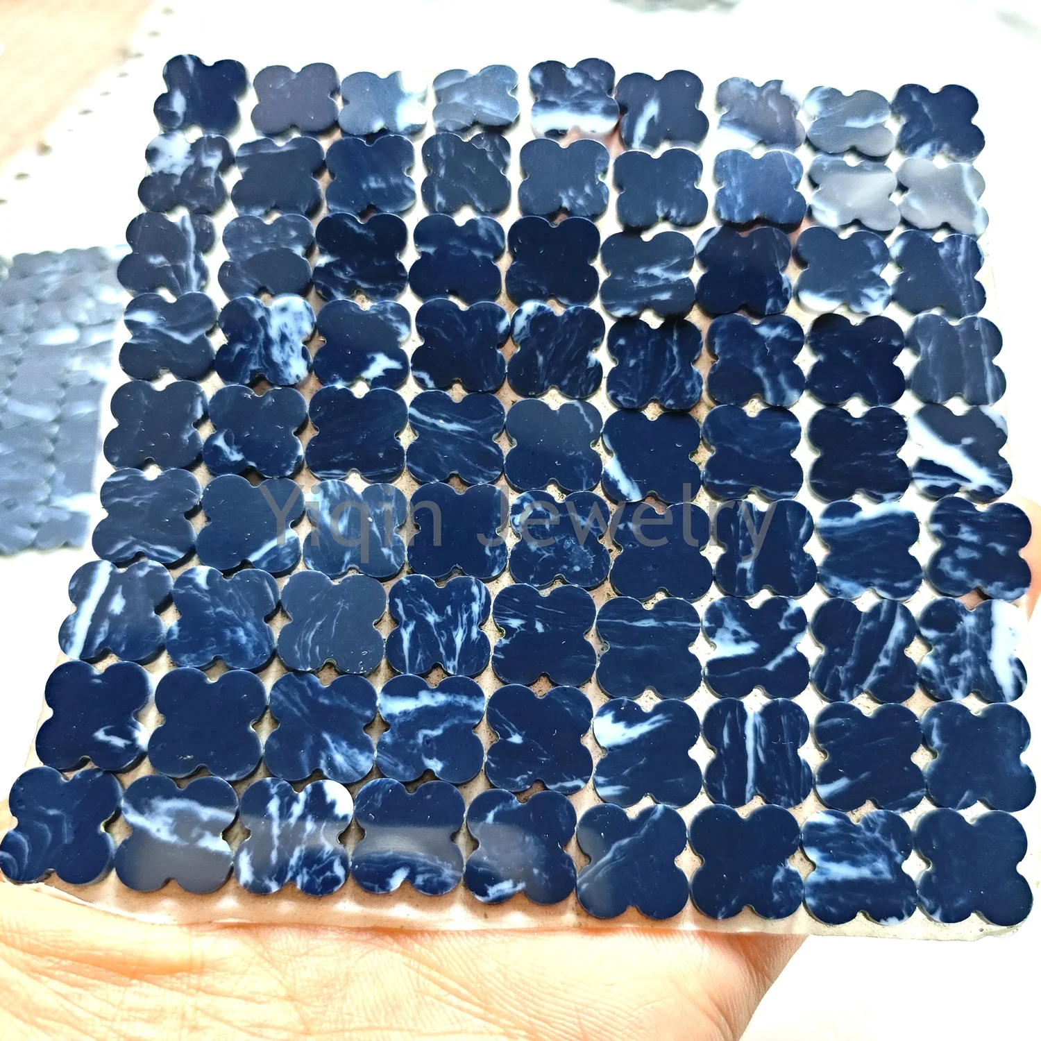 Dubai Wholesale 13*13mm Malachite Clover Four Leaf Clover Stone Agate Shell Tiger Eyes Stone  For Diy Jewelry