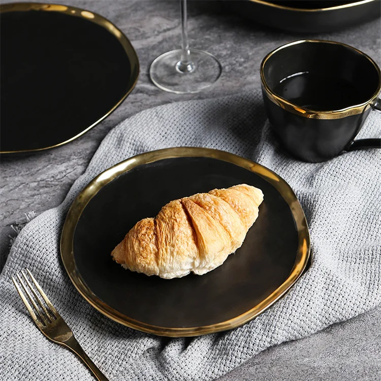 Wholesale custom modern european style matte black luxury dinner set ceramic dinnerware with gold rim