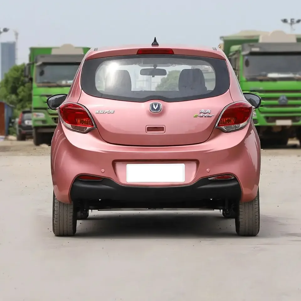 China New Energy Changan Ben-Ben MINI EV 301km Range Pure Electric Mini Car