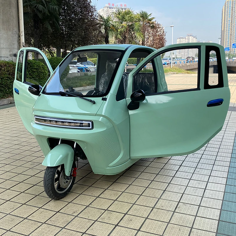 3-Wheeled Tuk Tuk motor Trike 180CC Motorized tricycle with Automatic Transmission