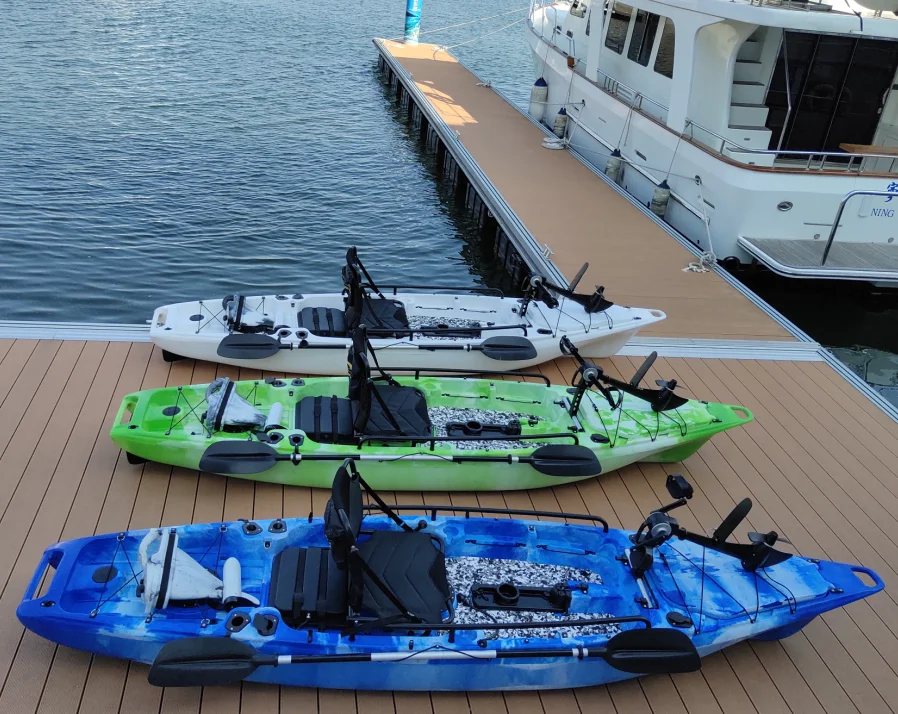 LULUSKY Plastic Single Fishing Kayak