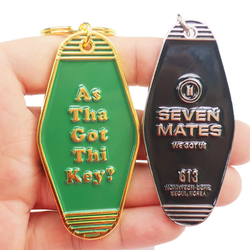 Wholesale custom promotional keyring custom metal key chain logo retro room motel hotel keychain