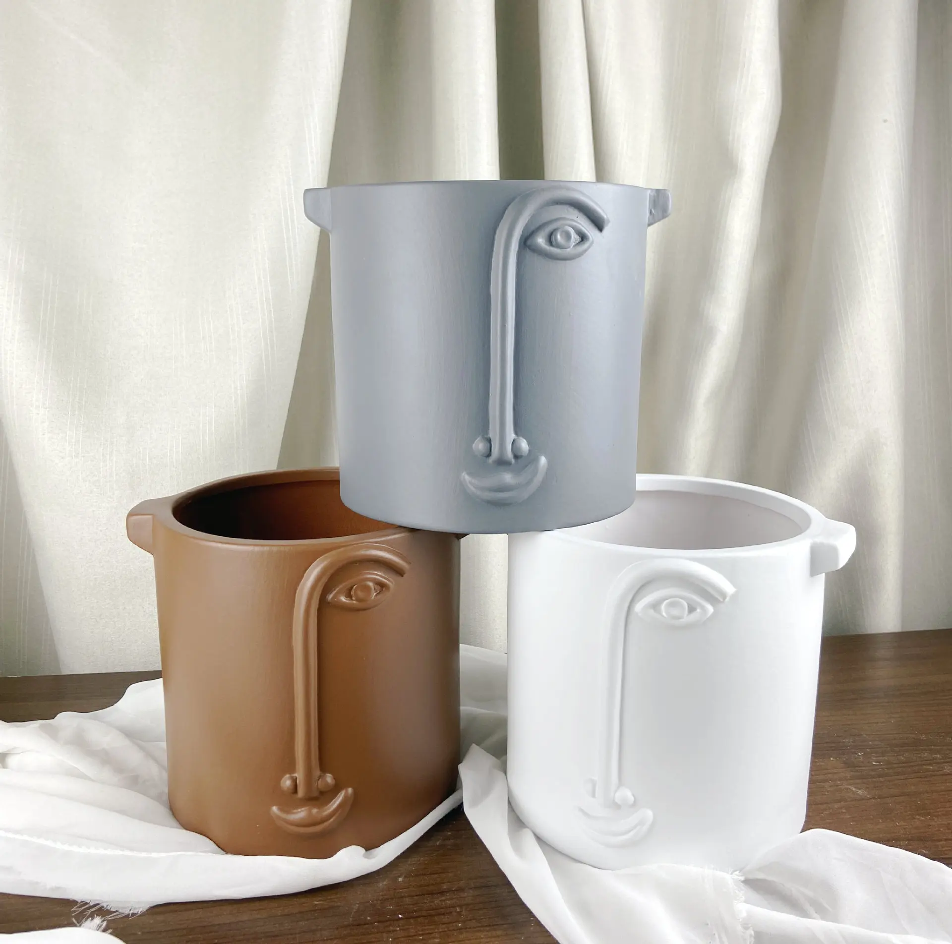 New product abstract face Nordic Amazon face flowerpot large mouth garden decoration ceramic large flowerpot