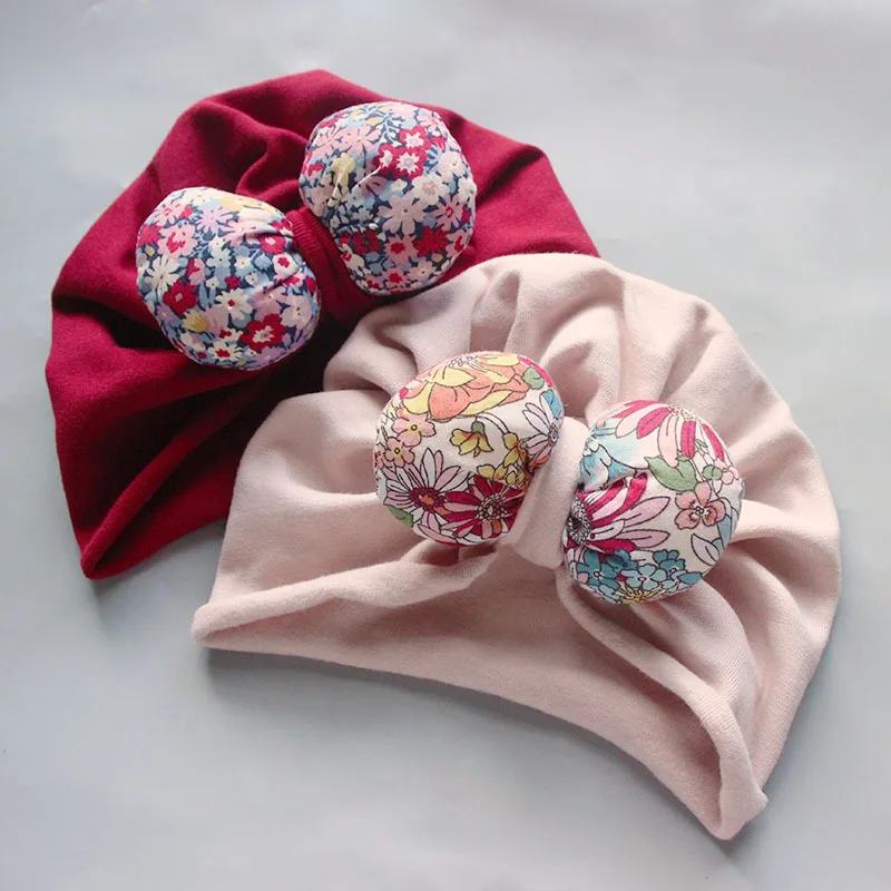 Hot Sellsing Cotton Newborn Super Cute Bowknot Flowers Baby Girls Hats Capes