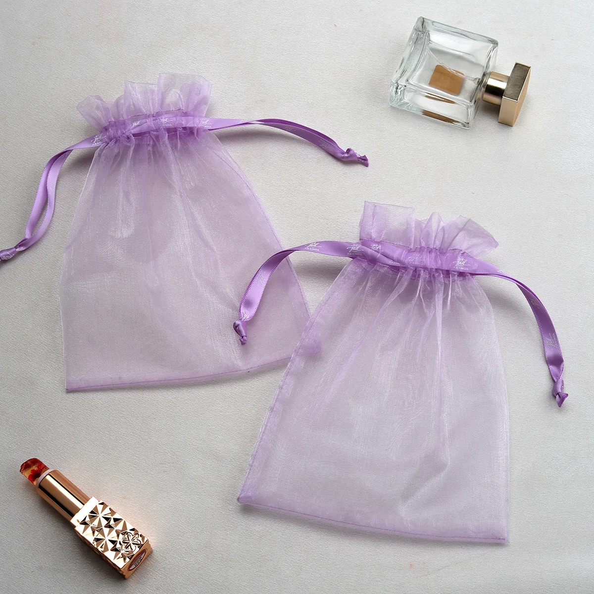 Wholesale Hot Sale Custom Different Sizes Packaging Organza Pouch  Custom Mesh Organza Pouches Candy Bags Organza Gift Bag