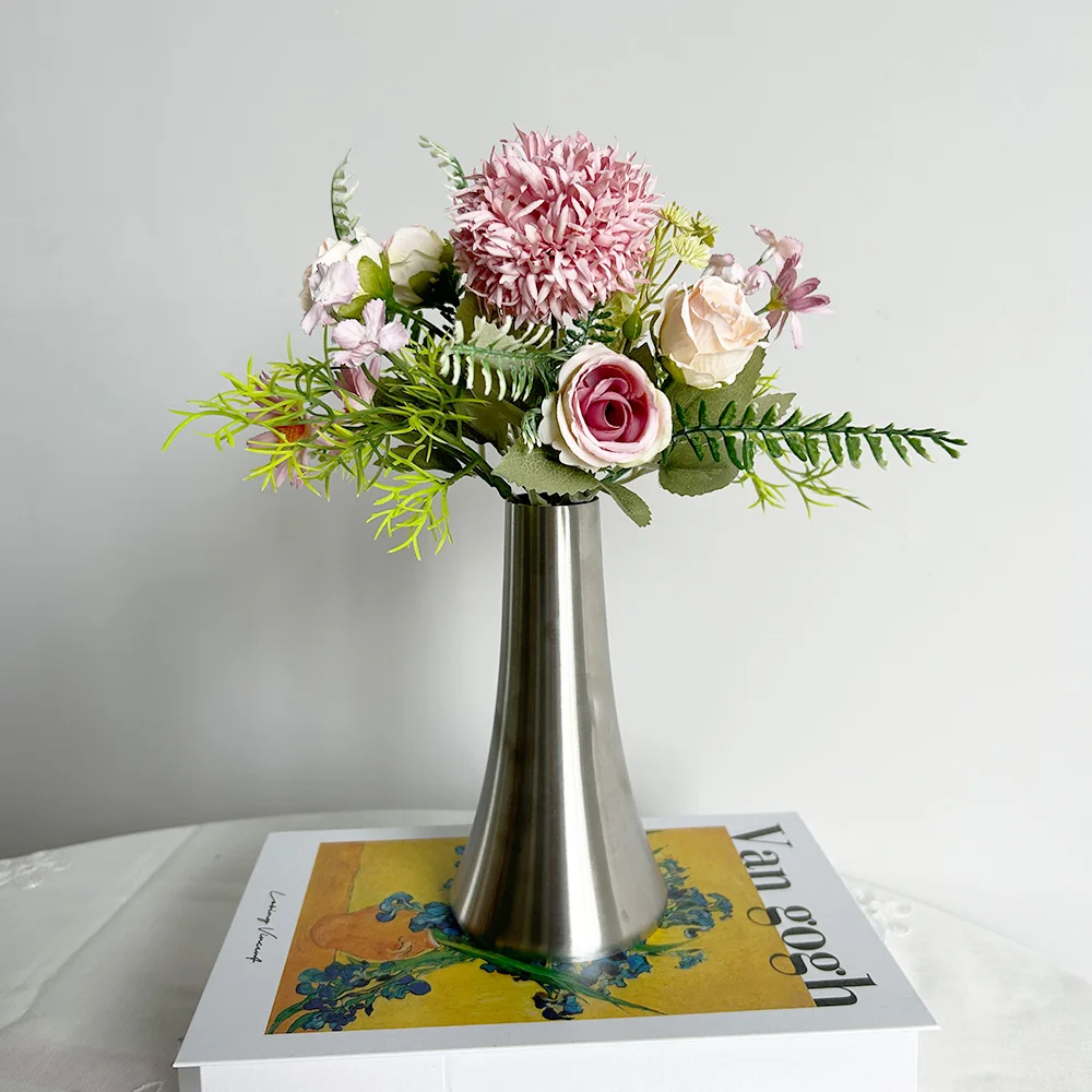 Factory Wholesale Customizable Stainless Steel Vase for Wedding With Modern Design Ideal for Elegant Floral Centerpieces