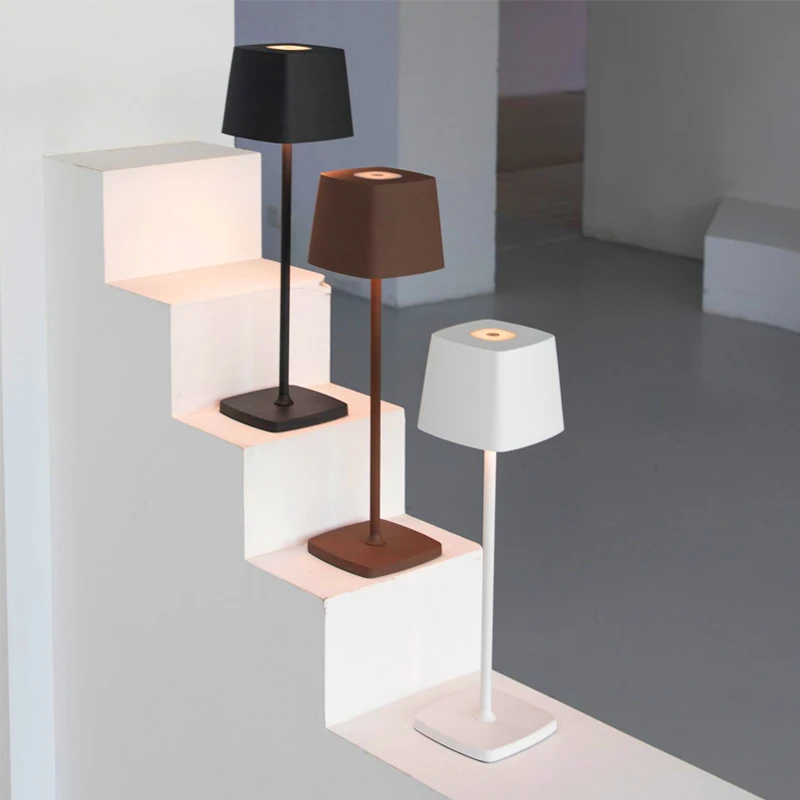 Hot Sale Dining Table Lamp Wireless Rechargeable Hotel Bar Coffee Table Lamp Luxury Decorative Desk Light