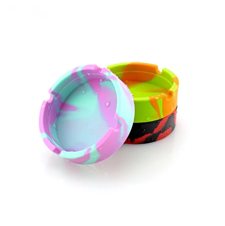 Drop shipping 2021 Silicone Ashtray Smoking Accessories Small Portable Reusable Silicone Ashtray