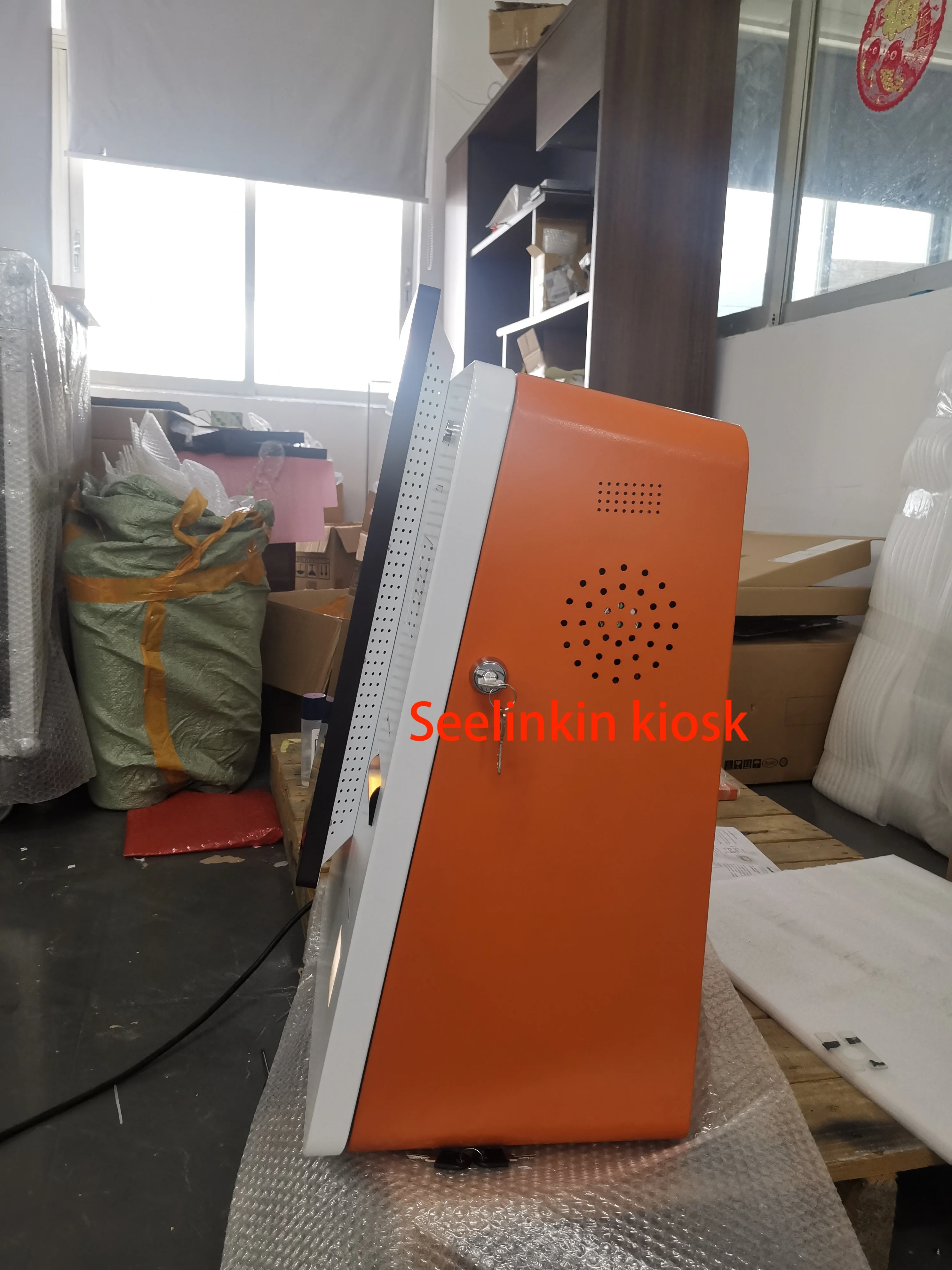 Desktop kiosk-2.jpeg