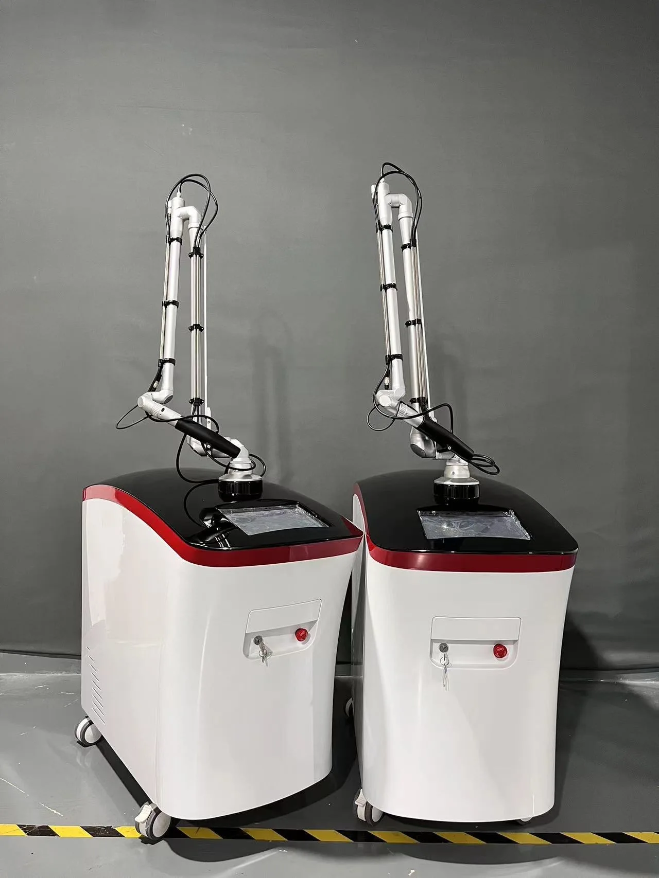 Guangzhou 350ps korea picotech real pico laser tattoo removal picosecond laser pigment removal carbon peeling machine