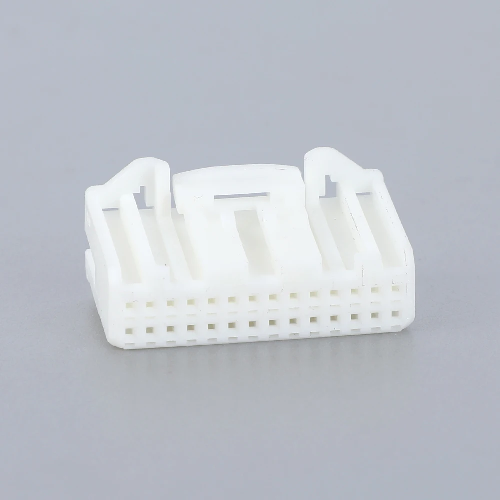 Manufacturers Teana Series 28 Pin Male Head Automotive Connectors Wire Connectors Car Audio Connector 1565380-1