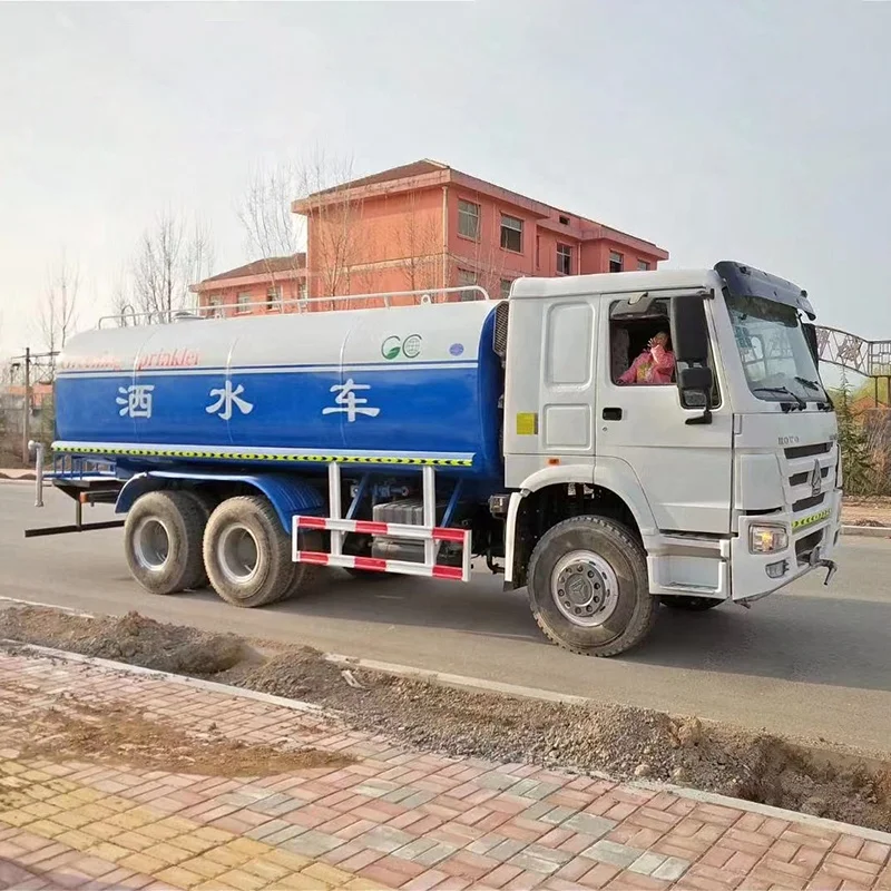 Used 6X4 Sinotruk HOWO 20000 Liters Sprinkling Water Tank Trucks