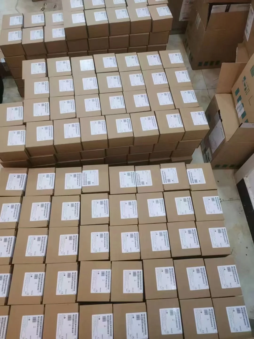 PLC Controller 6ES7 214-1BG40-0XB0  6ES72141BG400XB0  s7-1200  New Original Stock In Stock