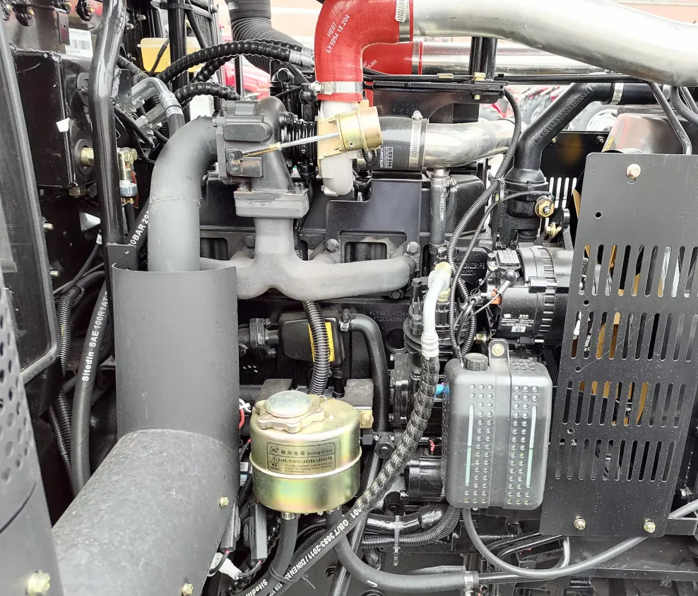 105 HP agricultural machinery, agricultural equipment, diesel four-wheel tractor