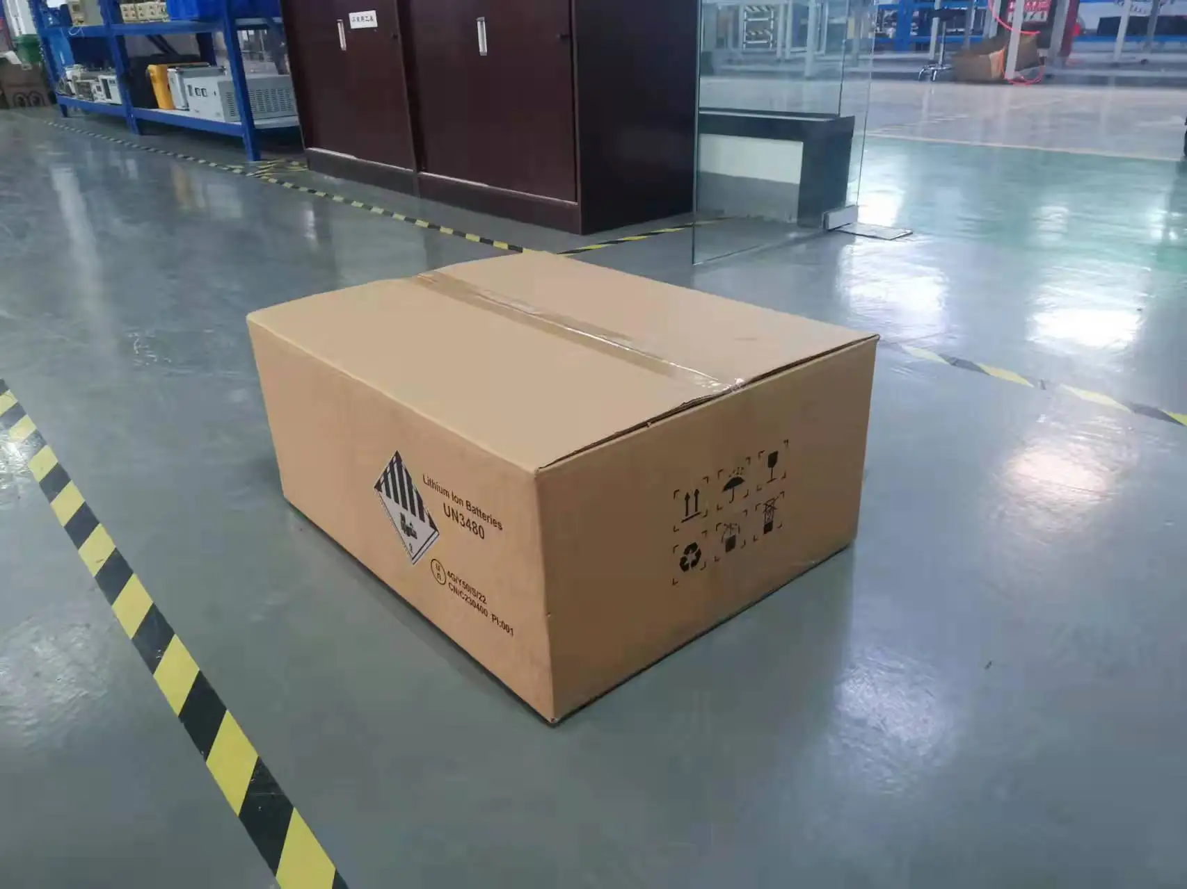 Jntech MPPT Vfd 5 5kw  Hybrid Solar Pump Inverter Three Phase Ip65 Blue OEM Tank Sensor Parts Program Color Support Output