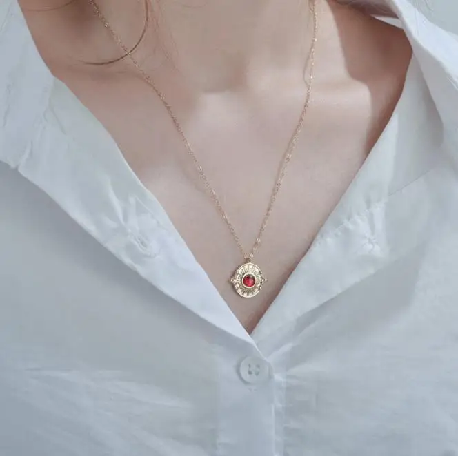 
New style simple boutique ruby embossed round card pendant necklace N159-065 