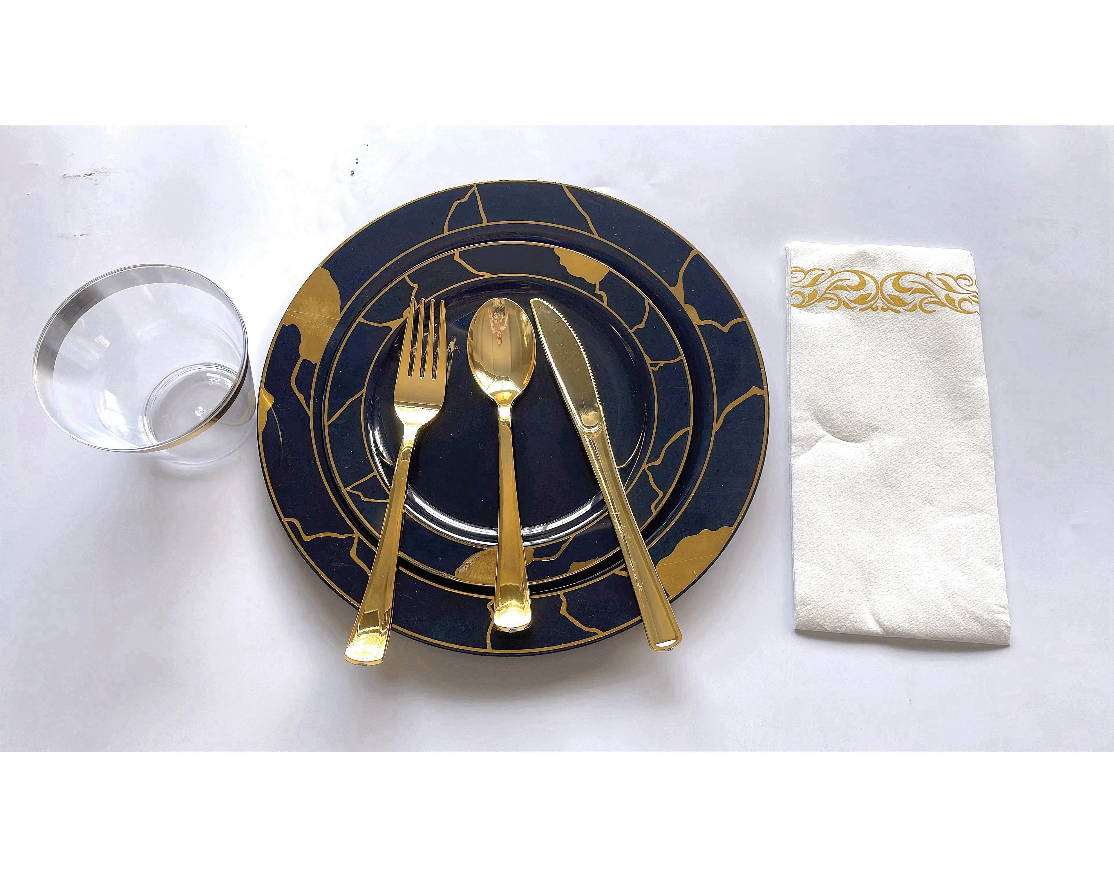 Customized Logo Black and Gold plastic plates Dinner plate and Dessert plate sets disposable for party supplies Silverware sets