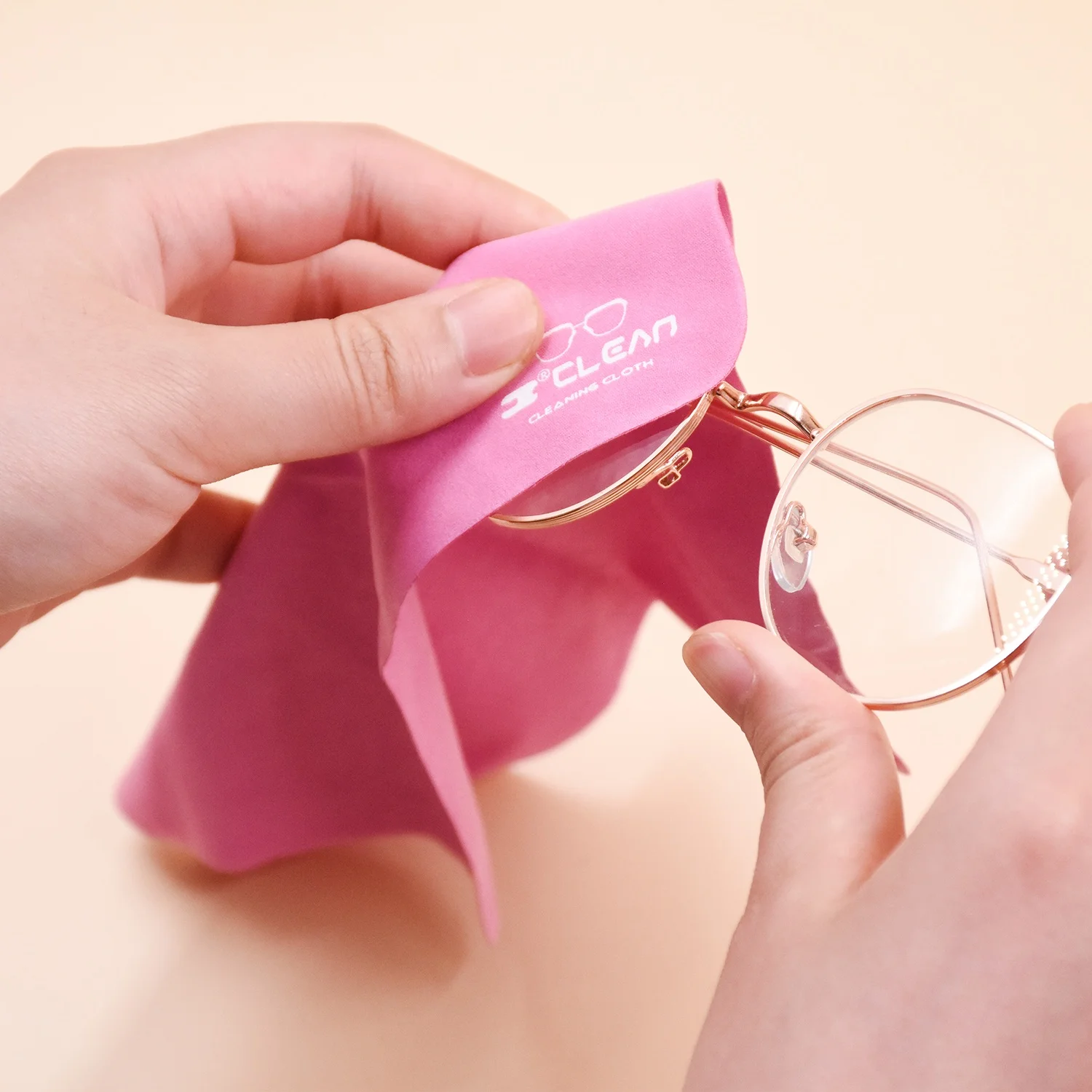Набор для чистки линз Bestpackaging комплект из микрофибры очистки солнцезащитных очков