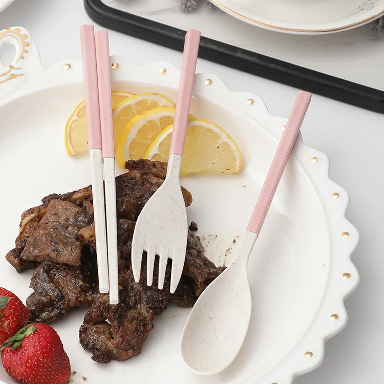 Wholesale Wheat Straw Portable Flatware Set Foldable Chopsticks Spoon Fork Dinnerware Set with Durable Storage Box for Kids