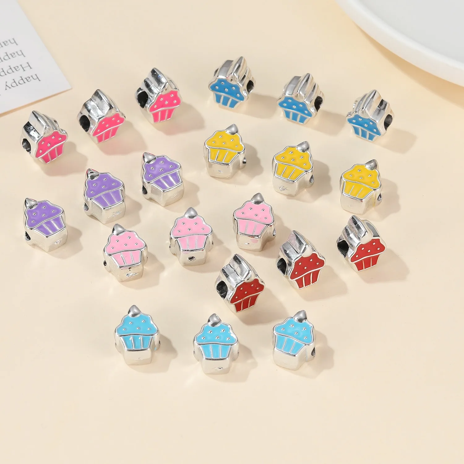 Смешанные цвета Мультяшные бусины из смолы эмаль милый красочный торт бисер детский браслет для мобильного телефона цепочка свободные