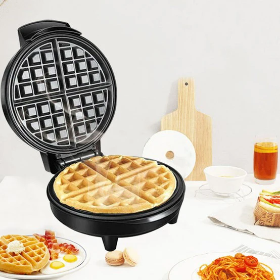 new design Electric Egg Breakfast Maker Cartoon Cat Shape Waffle Maker Machine 3 in 1